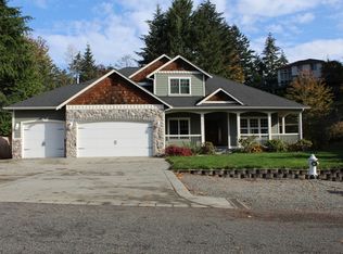 16923 49th St E, Lake Tapps, WA 98391