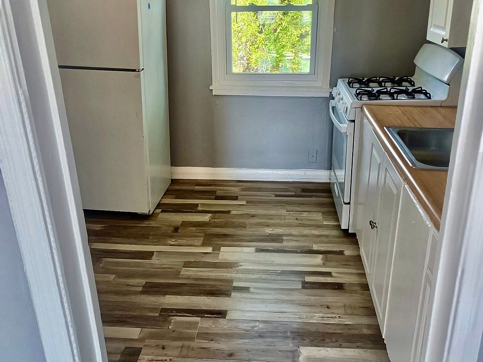 1st image of 1027 Elton Ave #2
