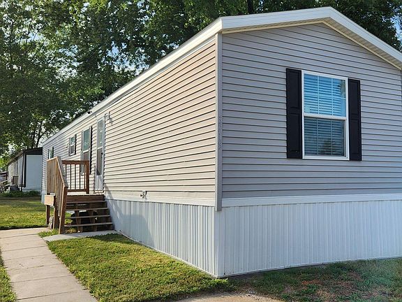 2nd image of 3715 NW Conifer Ct #395