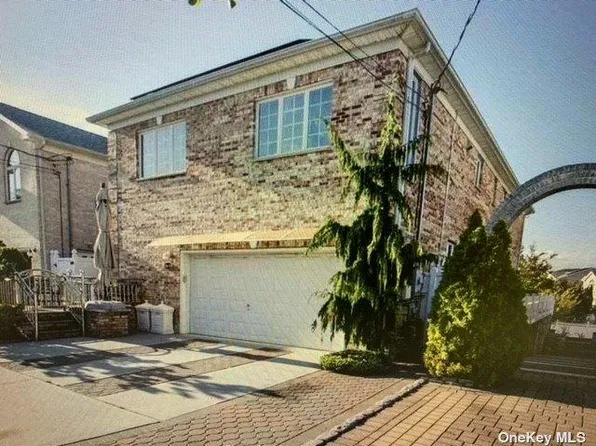 15027 3rd Ave, Whitestone, NY 11357