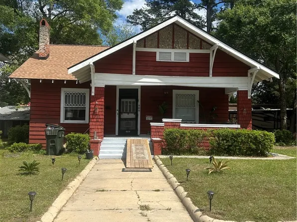 909 Gilmore St, Waycross, GA 31501