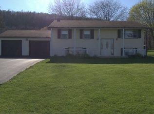 4881 Pinecrest Rd, Millport, NY 14864