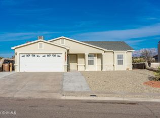 2022 Fran Dr, Las Cruces, NM 88007
