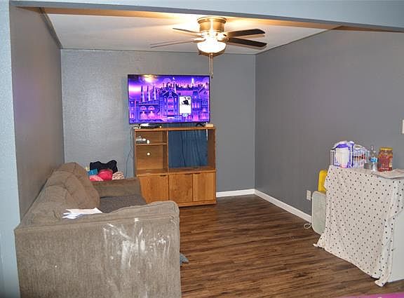 4th image of 3616 Pacesetter Dr