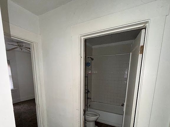 5th image of 1852 E Johns Ave
