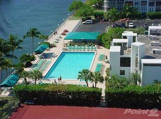 800 Parkview Dr APT 104, Hallandale, FL 33009