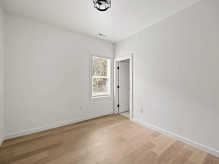 2811 Wilcox Pl — Photo 30