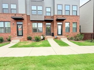 1063 Simcoe Ln, Charlotte, NC 28217