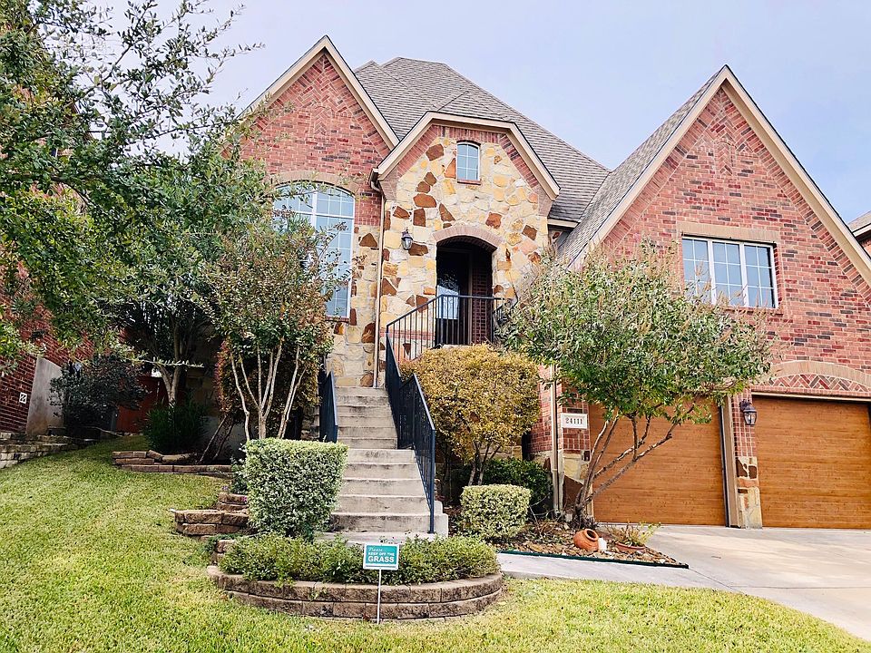 1st image of 24111 Canyon Row