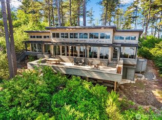 12 Eliza Island, Bellingham, WA 98226
