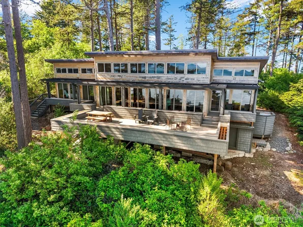 12 Eliza Island, Bellingham, WA 98226