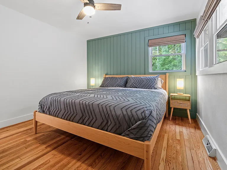 226 Sunset Ave — Photo 29