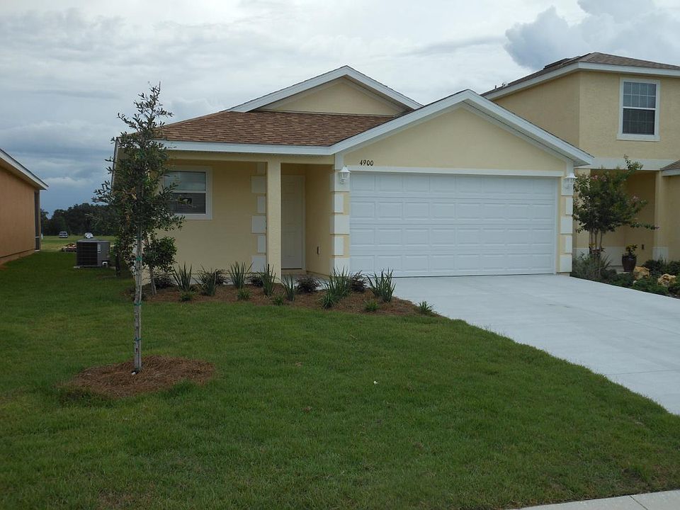 1st image of 4900 NE 123rd Ln