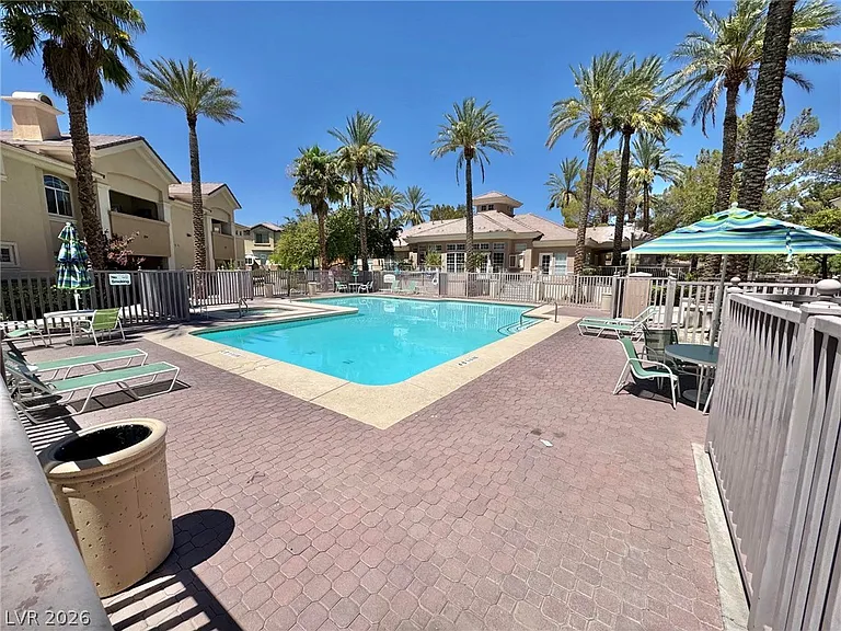 8121 Retriever Ave — Photo 34