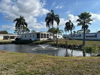 3 bed, 2.0 bath, 1198 sqft, $1,699 — Photo 4