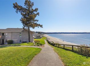 816 Old Beach Rd APT 201, Freeland, WA 98249
