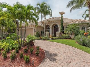 1004 Tivoli Dr, Naples, FL 34104