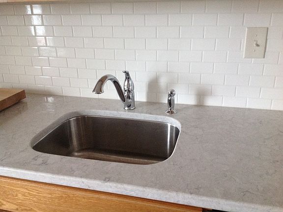 5th image of 838 Lincoln Ave