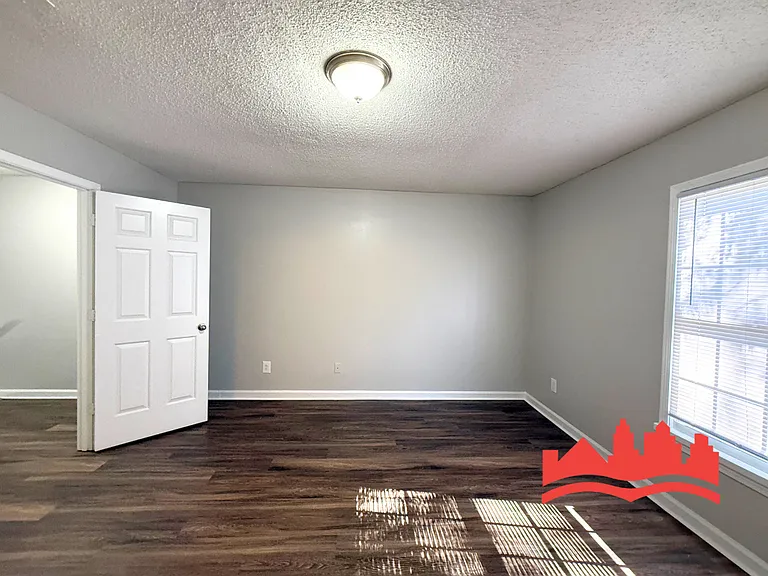 5555 Blossom Ln — Photo 11