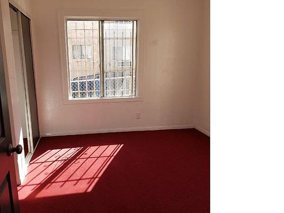 3rd image of 12628 S Figueroa St APT 3