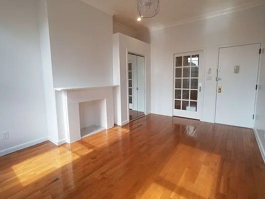 Rented by Compass | media 11