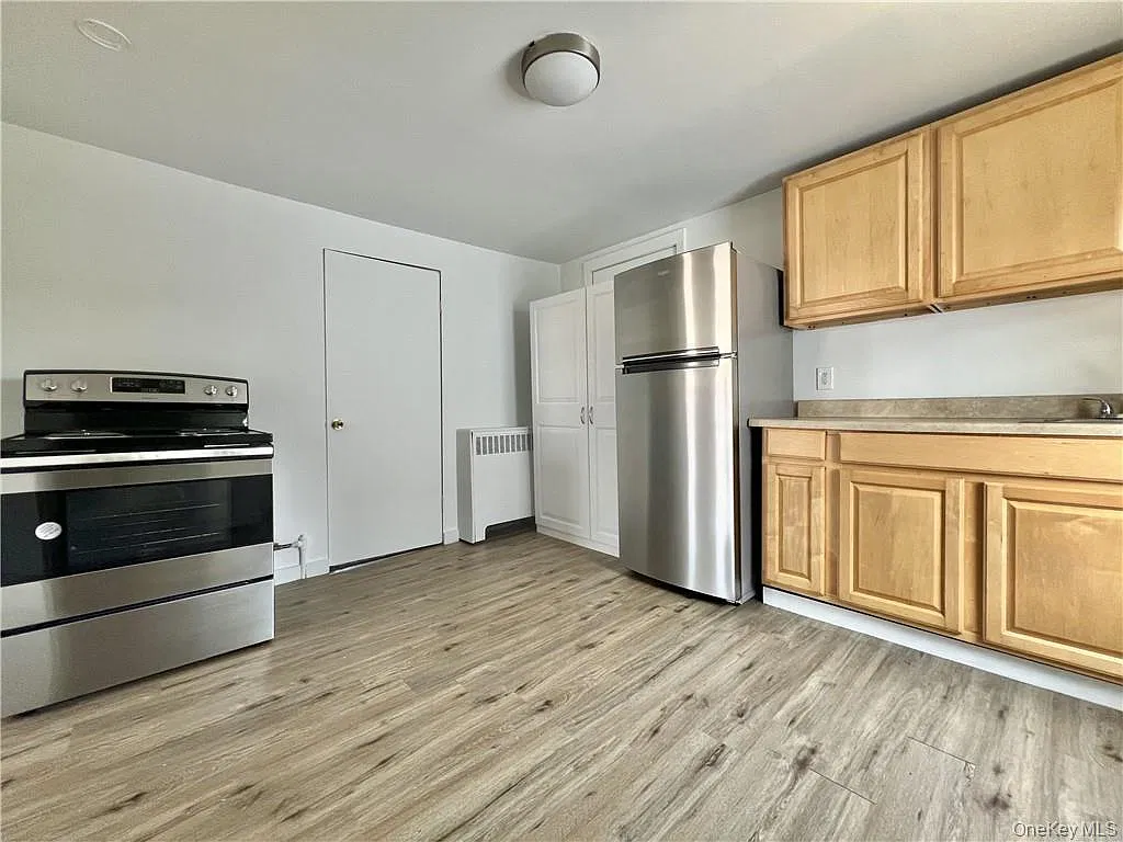 1 bed, 1.0 bath, 672 sqft, $1,700 — Photo 4