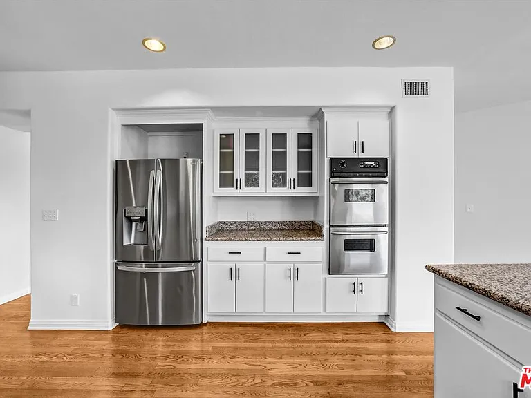 6852 Woody Trl — Photo 11