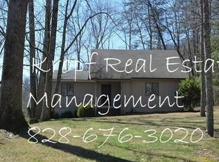 292 Pinners Cove Rd, Asheville, NC 28803