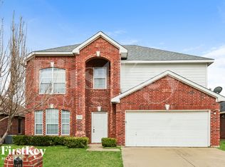 7425 Snow Ridge Dr, Fort Worth, TX 76133