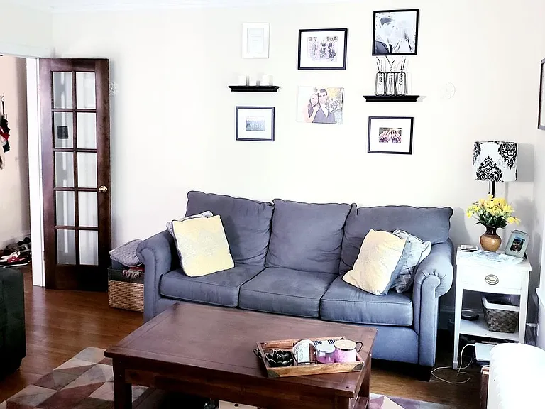 1327 Washington St #2 — Photo 2