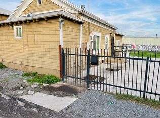 963 W 2nd St, San Bernardino, CA 92410