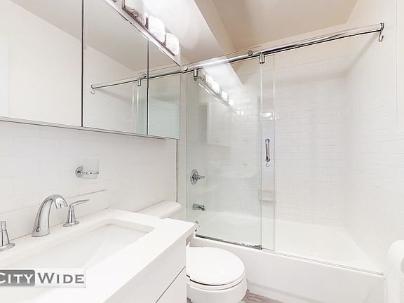 5th image of 405 E 56th St #8Q