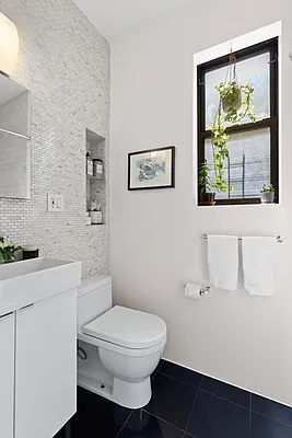 Sold by Corcoran | media 14