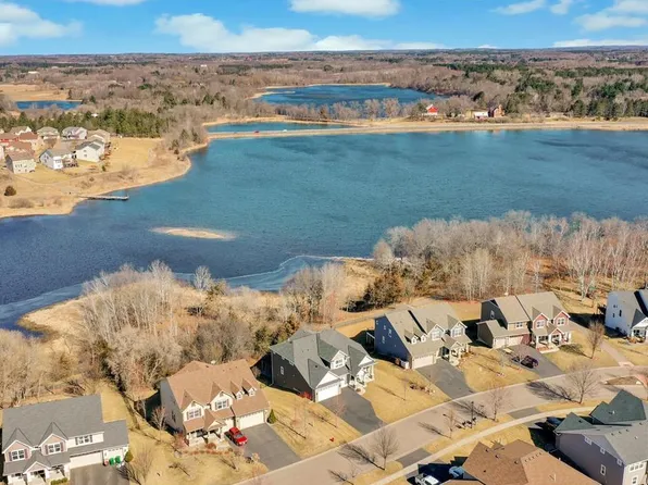 2820 White Pine Way, Stillwater, MN 55082