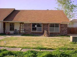 1927 Snowbird Dr, Harvey, LA 70058