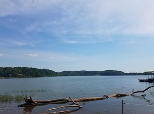 137 Collier Ln, Waverly, TN 37185