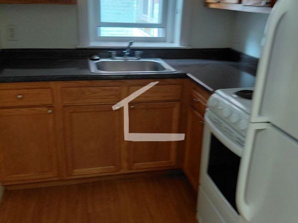 27 Lancaster Ter #2B