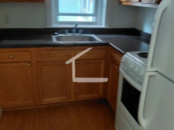 27 Lancaster Ter, Brookline, MA