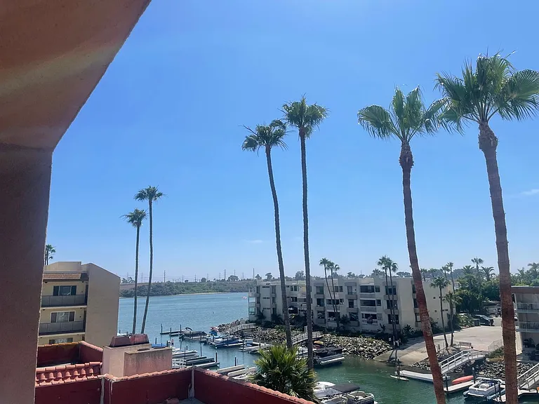 4705 Marina Dr #19 — Photo 2