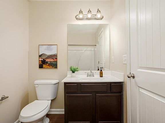 3rd image of 1271 Shire Dr #1271