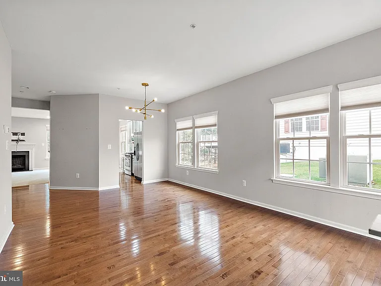 253 Tall Trees Cir — Photo 6