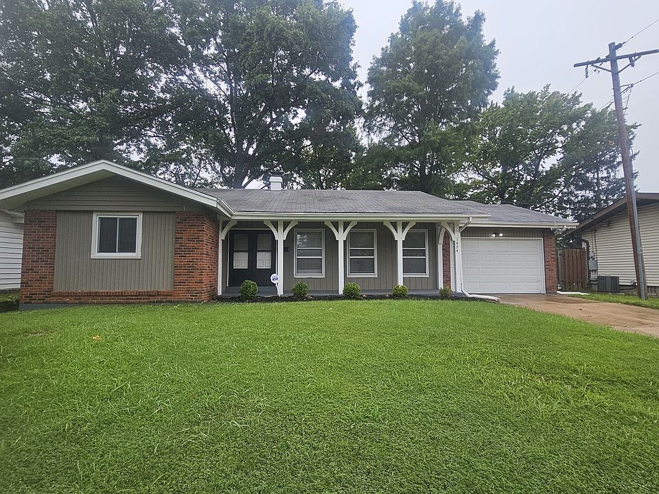 1st image of 1474 Kingsford Dr