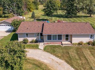 7189 Lincoln St, Brown City, MI 48416