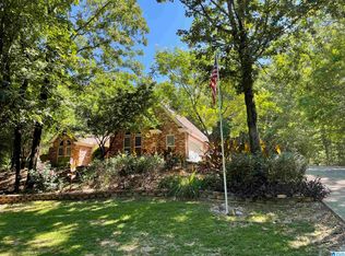 1253 Ferry Rd, Columbiana, AL 35051