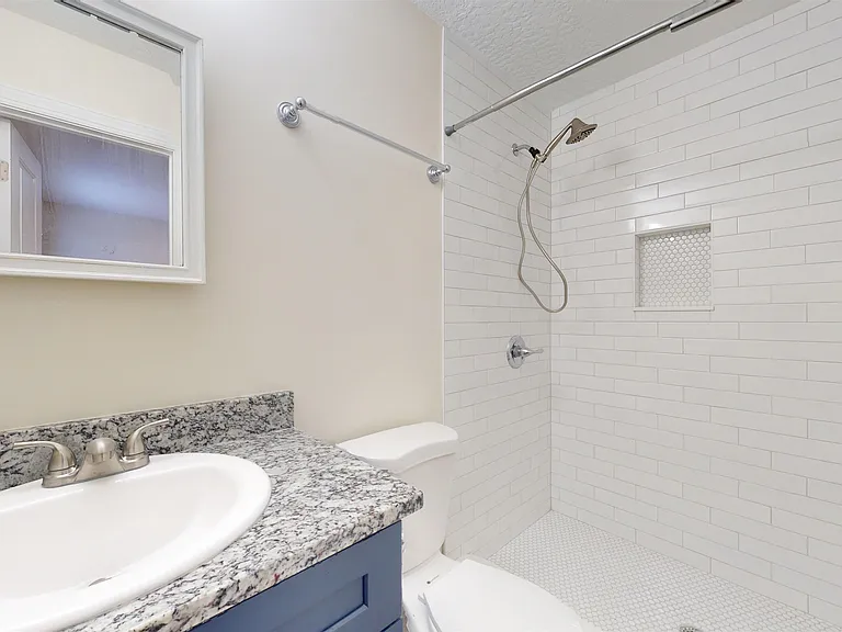 620 Segovia Rd — Photo 21
