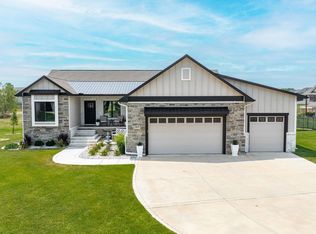 2015 N Clearstone Ct, Goddard, KS 67052