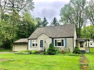50 Holmes Pl, Fredonia, NY