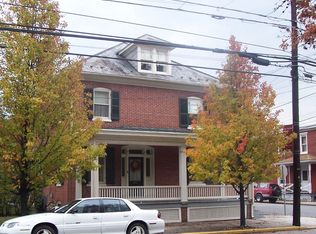 101 Lincolnway E, New Oxford, PA 17350