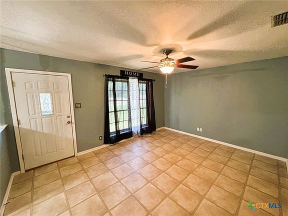 4th image of 1505 E Polk Ave