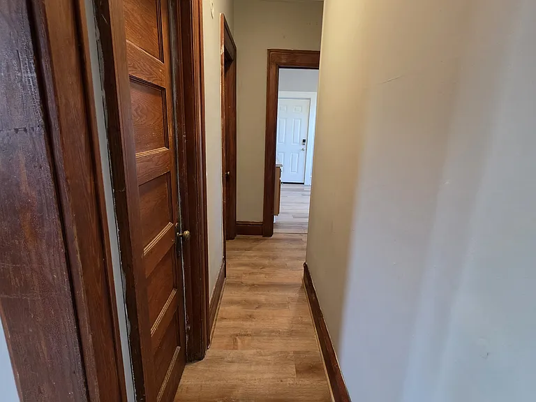 608 E Monroe St #2 — Photo 4